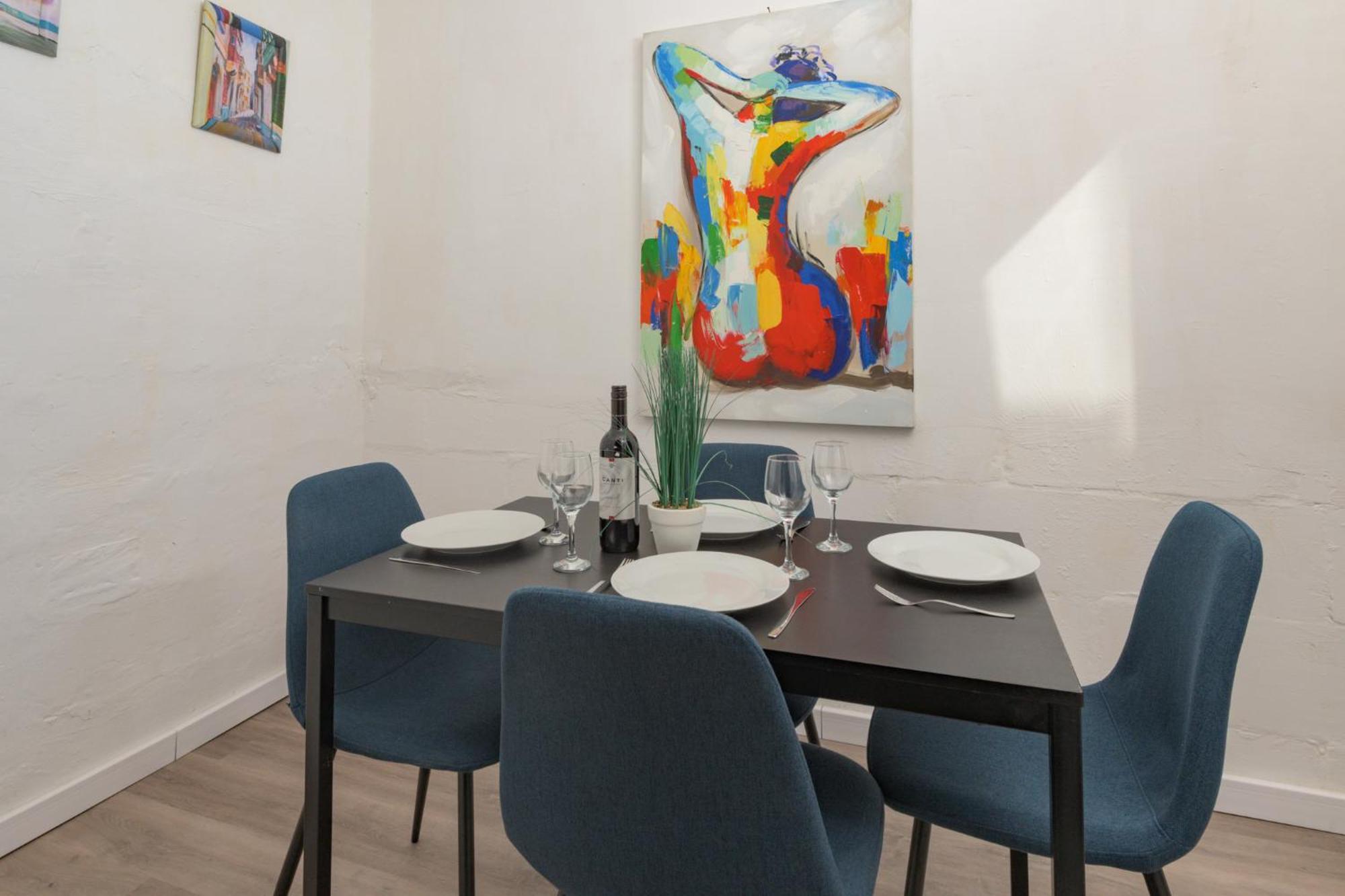 Stylish Valletta 2 Bedrooom City Centre Apartment With Terrace Exterior photo